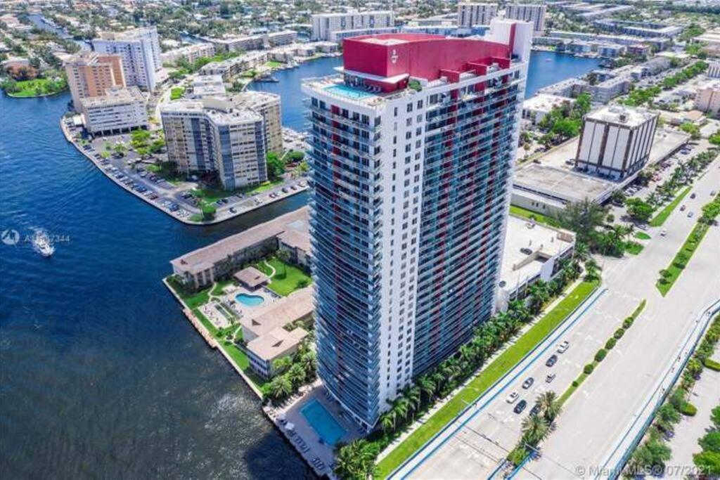 Luxury Condo Steps From Beach Hallandale Beach Eksteriør bilde